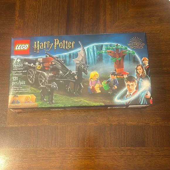 LEGO Harry Potter Order of the Phoenix Hogwarts Carriage and Thestrals - Picture 2 of 10